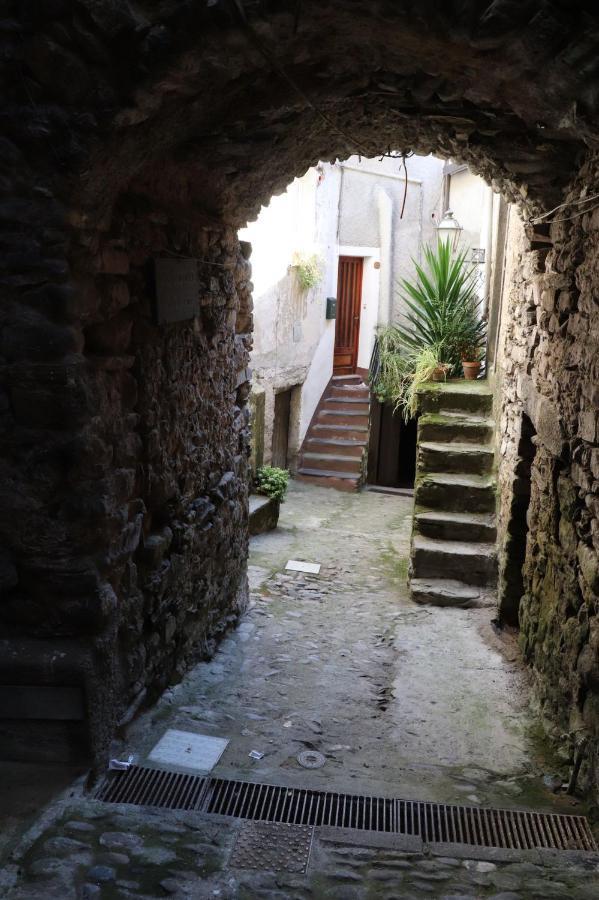 Appartamento Ca' Baci' Pigna Exterior foto